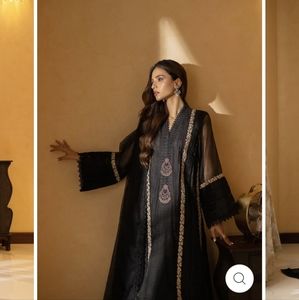 Pakistani dress, worn once and has no signs of wear